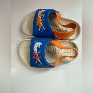 Nike Kawa SE. Unisex.Size7C